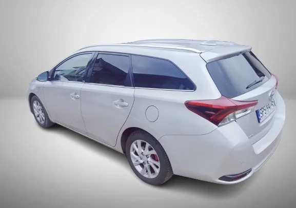 Toyota Auris cena 42999 przebieg: 158742, rok produkcji 2016 z Ostrołęka małe 106